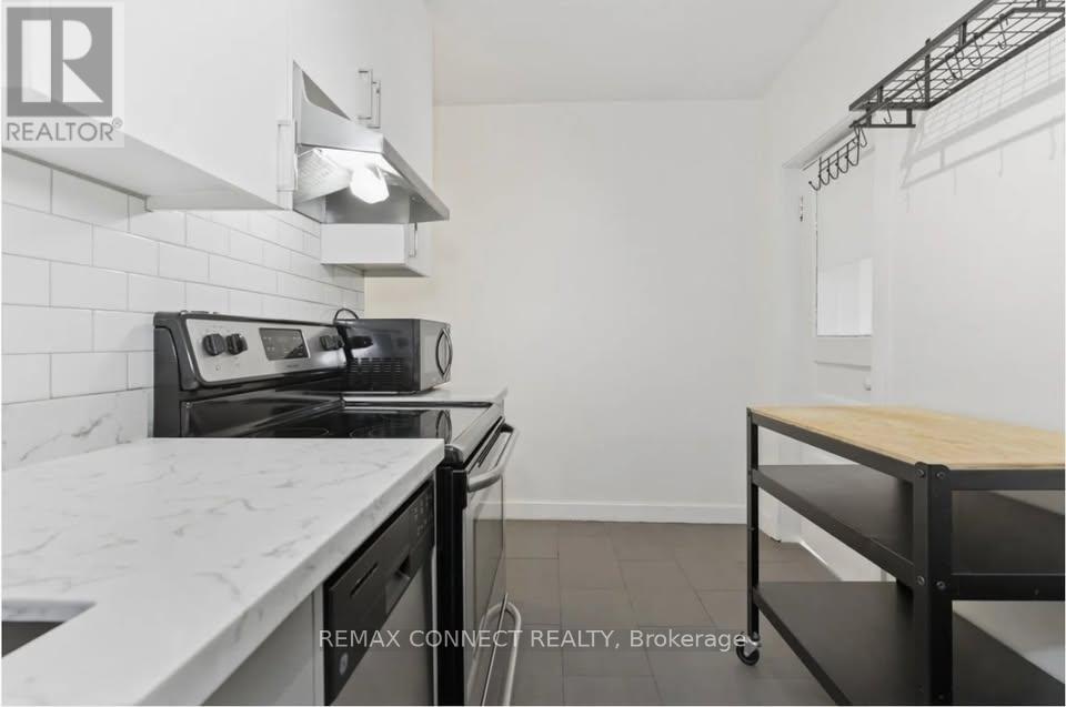 2nd Floor - 401 Roncesvalles Avenue, Toronto, Ontario  M6R 2N1 - Photo 20 - W13170434