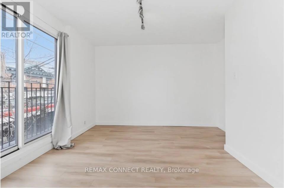 2nd Floor - 401 Roncesvalles Avenue, Toronto, Ontario  M6R 2N1 - Photo 5 - W13170434