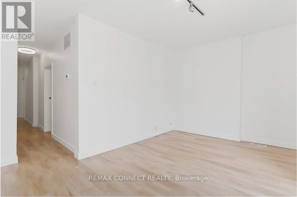 2nd Floor - 401 Roncesvalles Avenue, Toronto, Ontario  M6R 2N1 - Photo 6 - W13170434