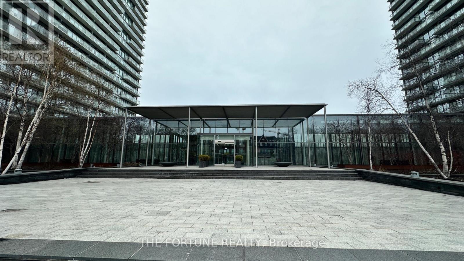 3213 - 105 The Queensway Avenue, Toronto, Ontario  M6S 2A2 - Photo 2 - W13170446