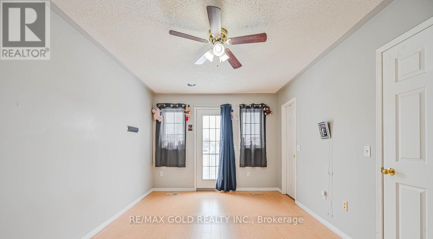 24 Seaside Circle, Brampton, Ontario  L6R 2G7 - Photo 19 - W13170520