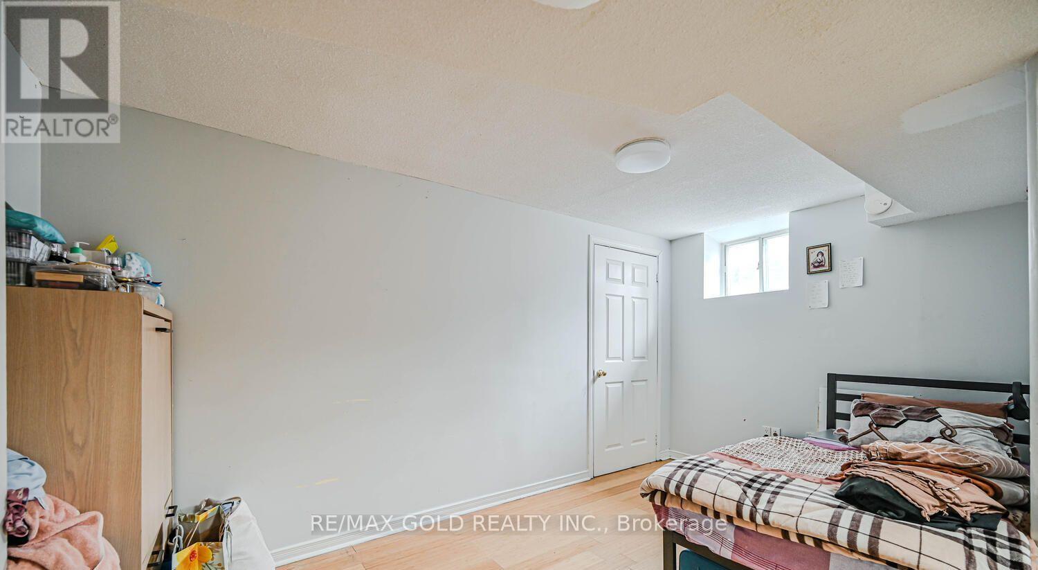 24 Seaside Circle, Brampton, Ontario  L6R 2G7 - Photo 31 - W13170520