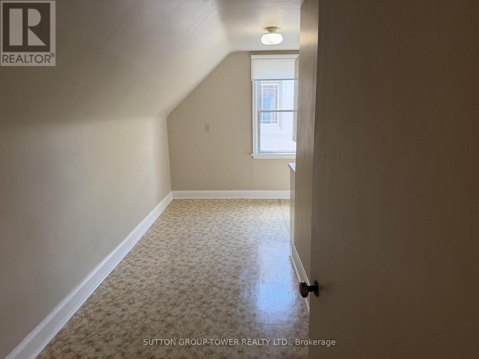 4 Steven Avenue, Toronto, Ontario  M6B 3L8 - Photo 20 - W13170554