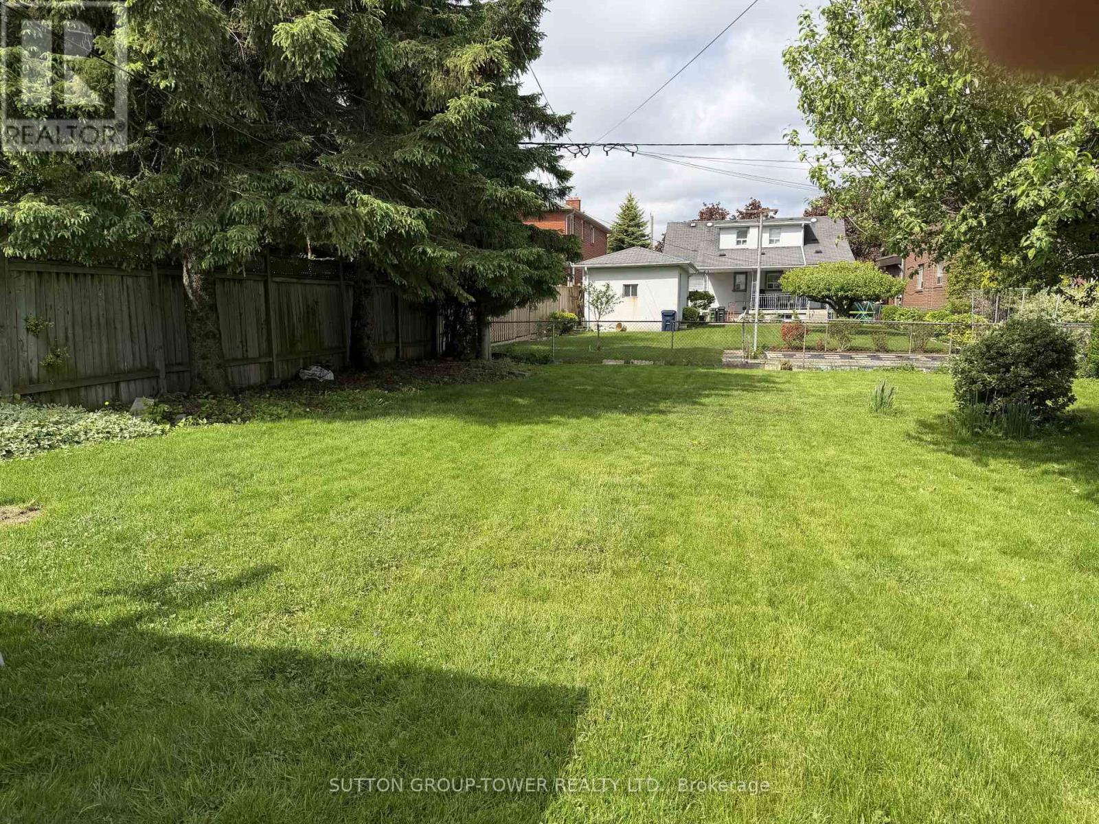 4 Steven Avenue, Toronto, Ontario  M6B 3L8 - Photo 28 - W13170554