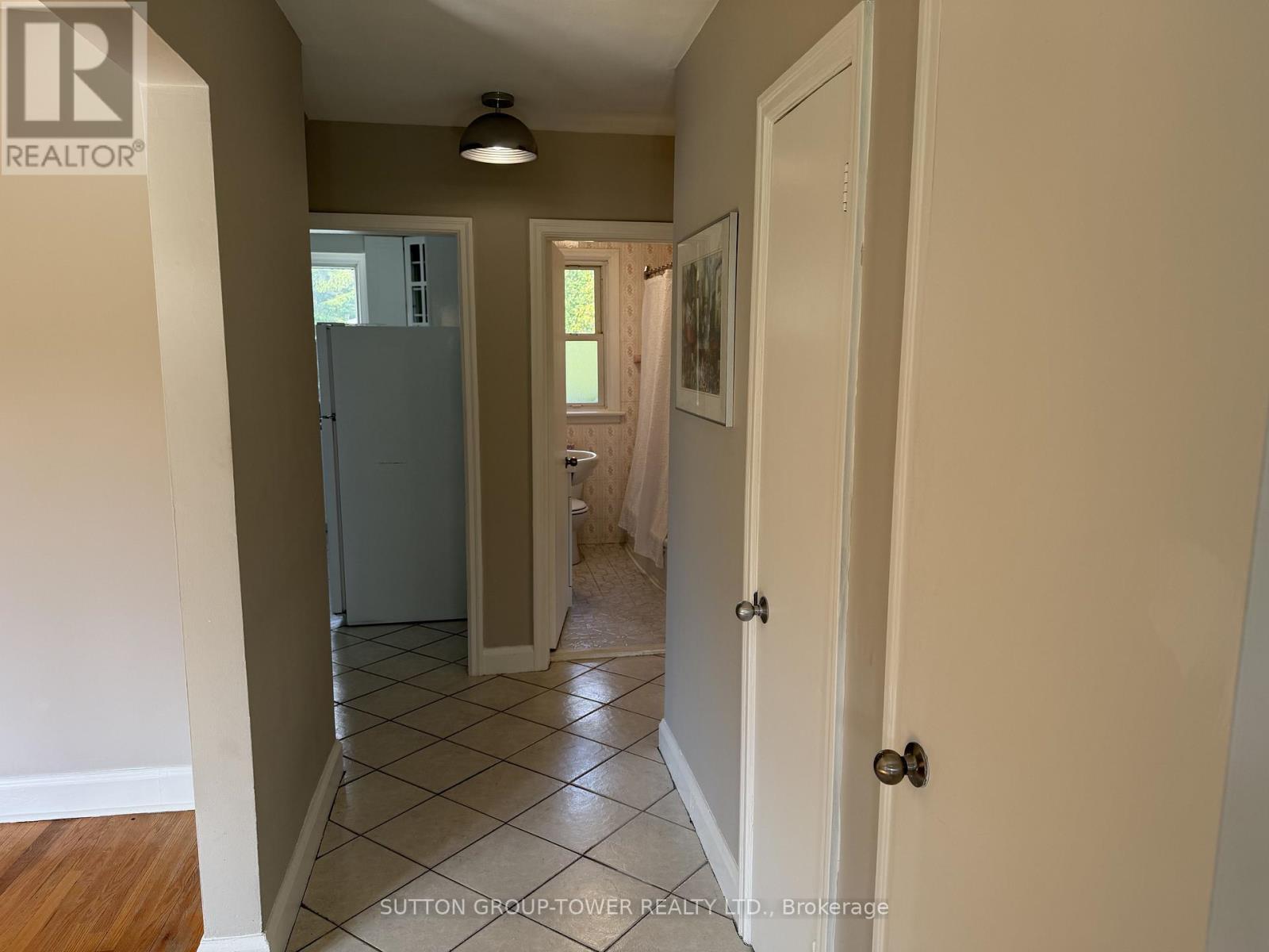 4 Steven Avenue, Toronto, Ontario  M6B 3L8 - Photo 5 - W13170554