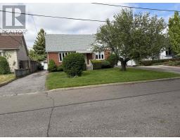 4 STEVEN AVENUE, Toronto, Ontario