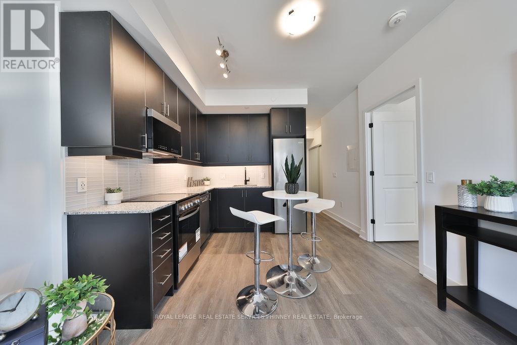 320 - 2333 Khalsa Gate, Oakville, Ontario  L6M 4J2 - Photo 4 - W13170590