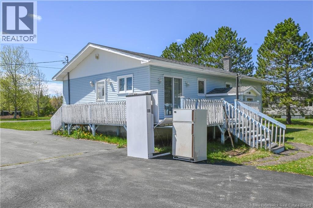 22 Jeanne D'arc Street, Rivière-À-La-Truite, New Brunswick  E1X 2N4 - Photo 3 - NB140263