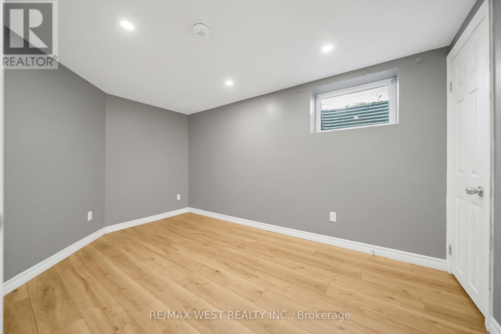 Lower - 62 Greendale Crescent, Kitchener, Ontario  N2A 2R6 - Photo 8 - X13170266