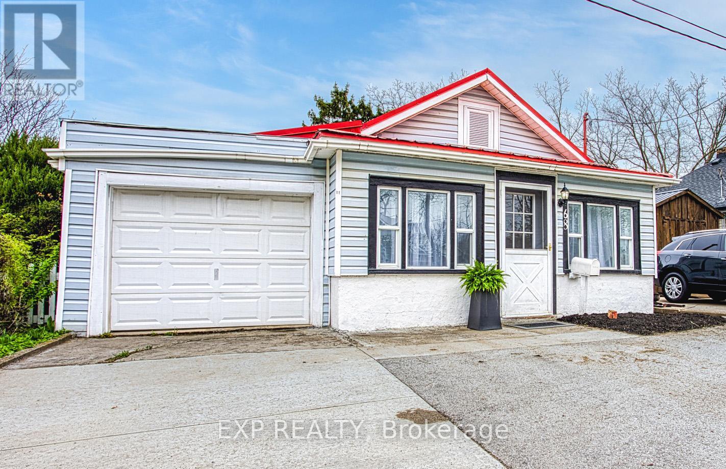 68 Riverside Drive, Welland, Ontario  L3C 5E2 - Photo 3 - X13170302