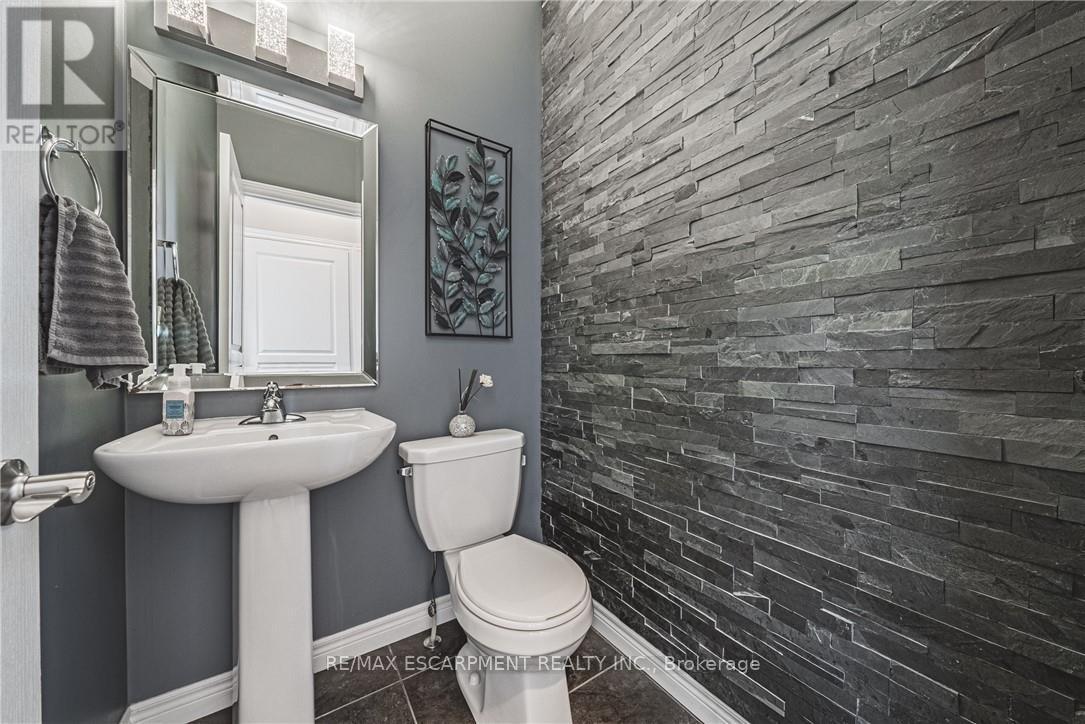 154 Keystone Crescent, Hamilton, Ontario  L0R 1P0 - Photo 36 - X13170306