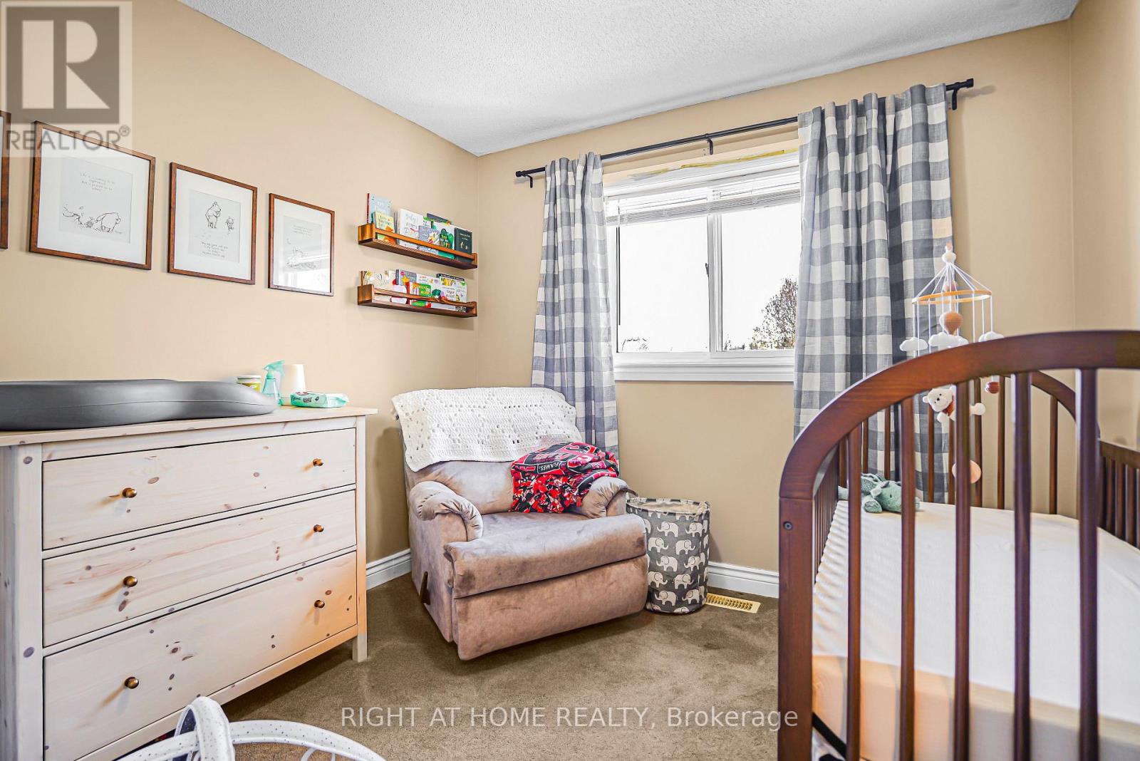 224 Hilltop Drive, North Dumfries, Ontario  N0B 1E0 - Photo 15 - X13170482