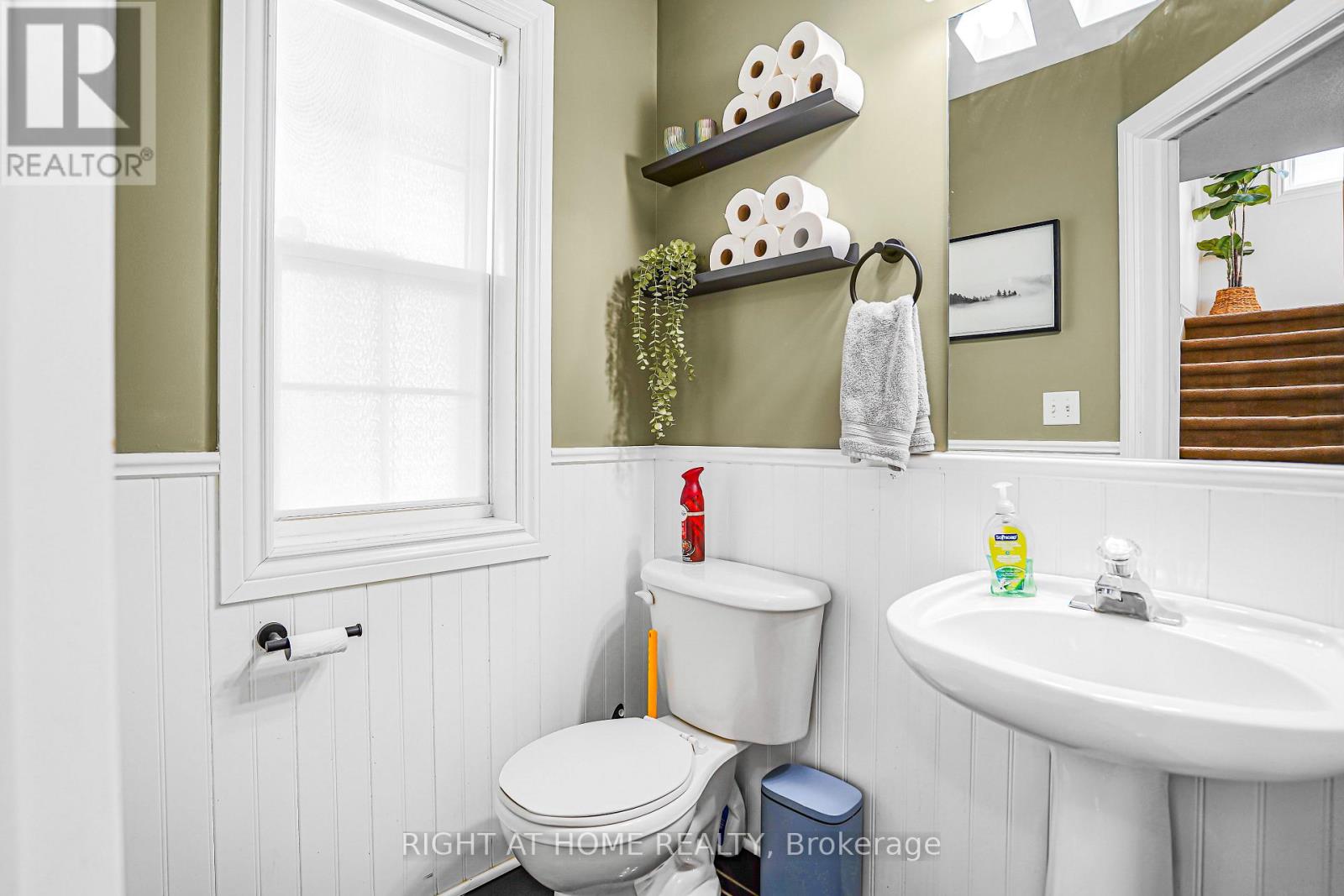 224 Hilltop Drive, North Dumfries, Ontario  N0B 1E0 - Photo 8 - X13170482