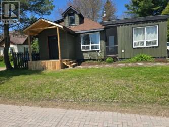 156 Main Street, Sundridge, Ontario  P0A 1Z0 - Photo 2 - X12770964