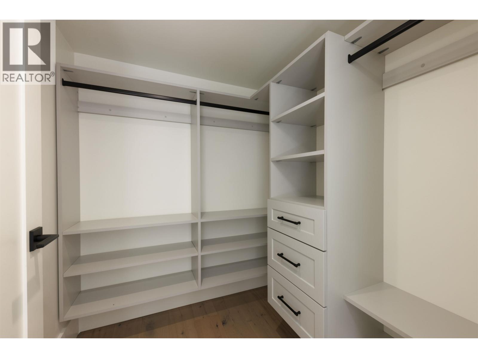 5591 Mackenzie Street, Vancouver, British Columbia  V6N 1H1 - Photo 31 - R3127355