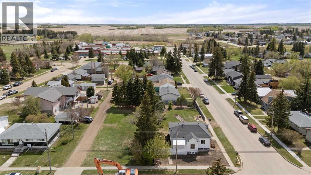 5215 50 Avenue, Killam, Alberta  T0B 2L0 - Photo 5 - A2313014
