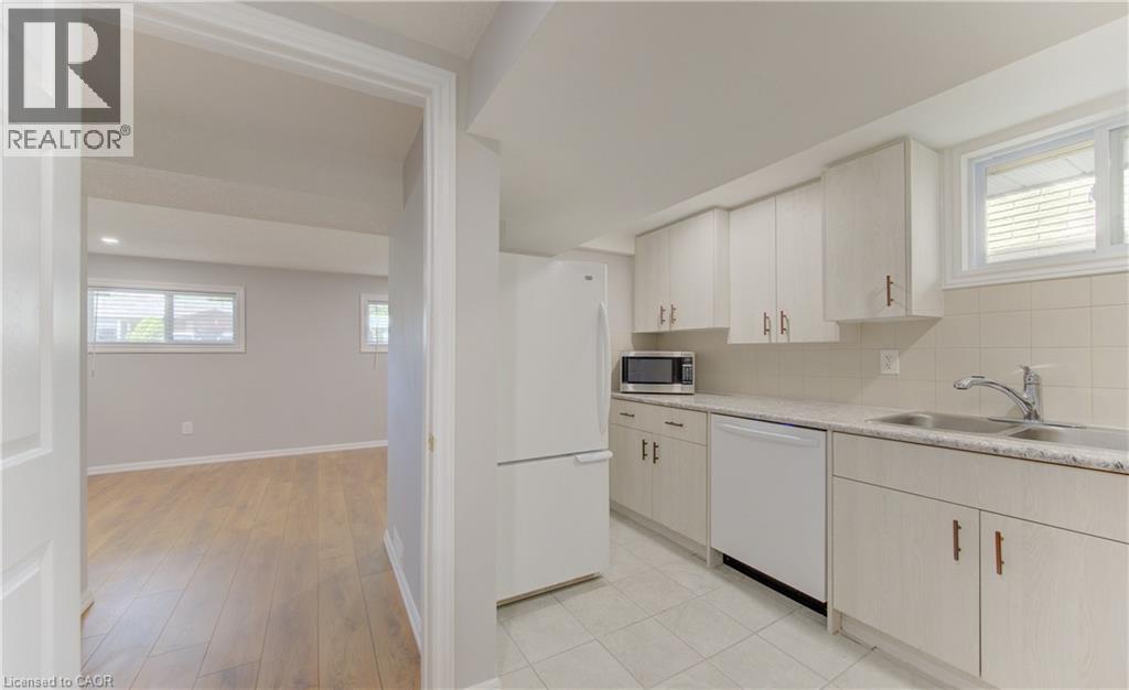 51 Coach Hill Drive, Kitchener, Ontario  N2E 1N7 - Photo 25 - 40833255