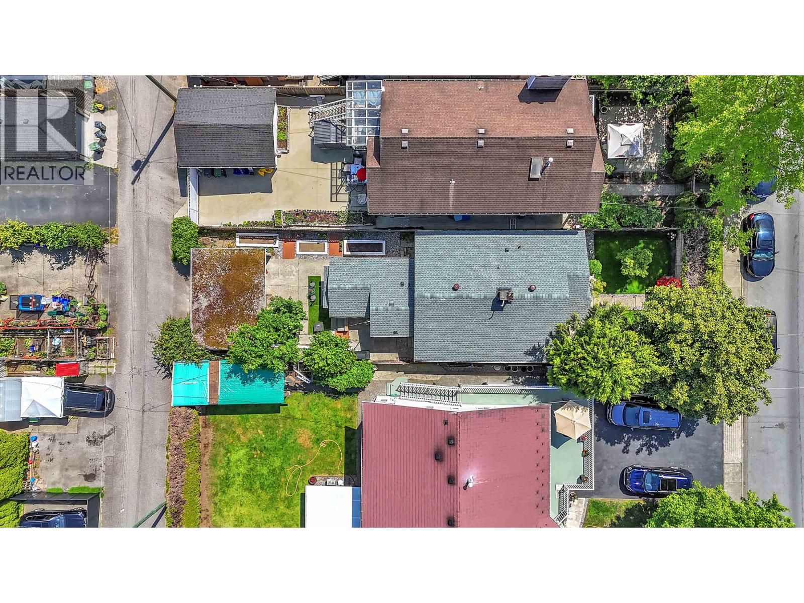 1698 Garden Avenue, North Vancouver, British Columbia  V7P 3A7 - Photo 23 - R3127363