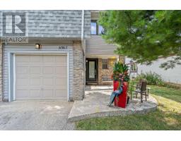 6963 PAMPLONA MEWS, Mississauga, Ontario