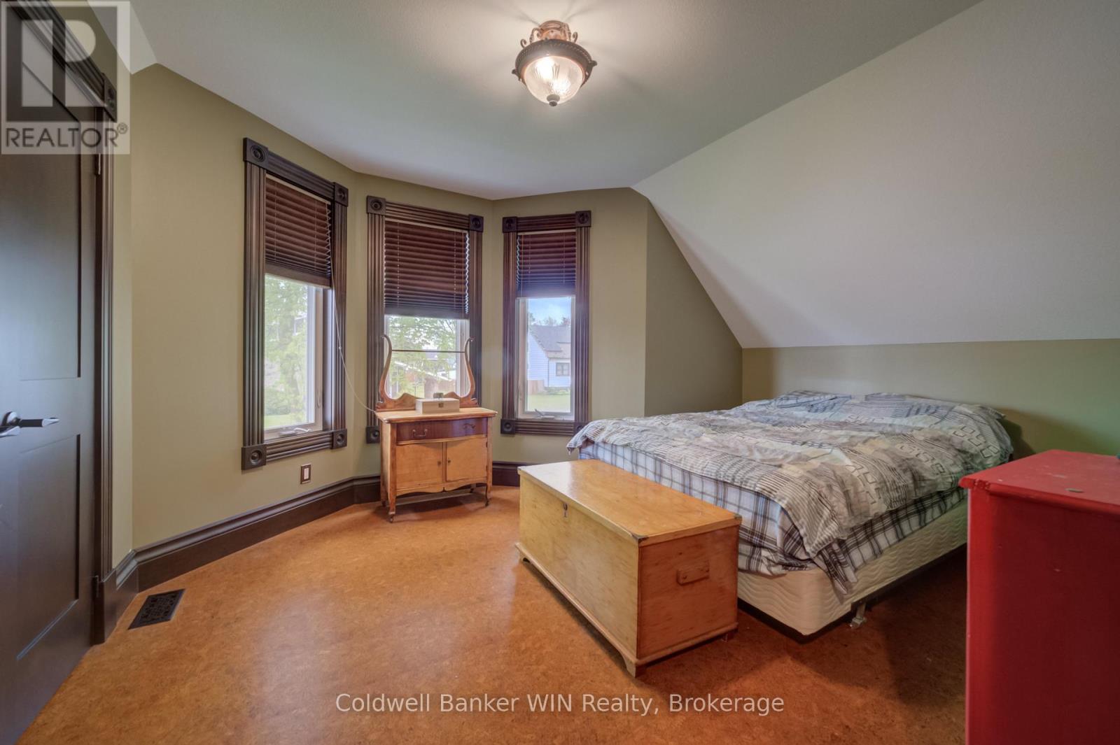 310 Main Street W, Minto, Ontario N0G 2P0 - Photo 25 - X13170628