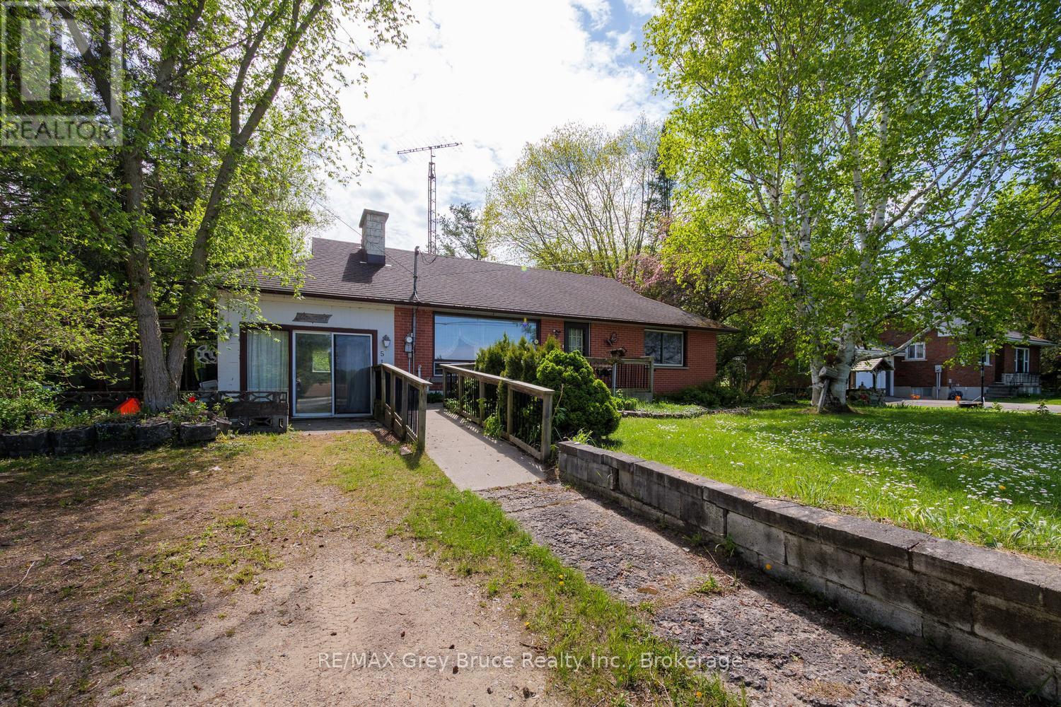 515 PRINCESS STREET, Georgian Bluffs, Ontario