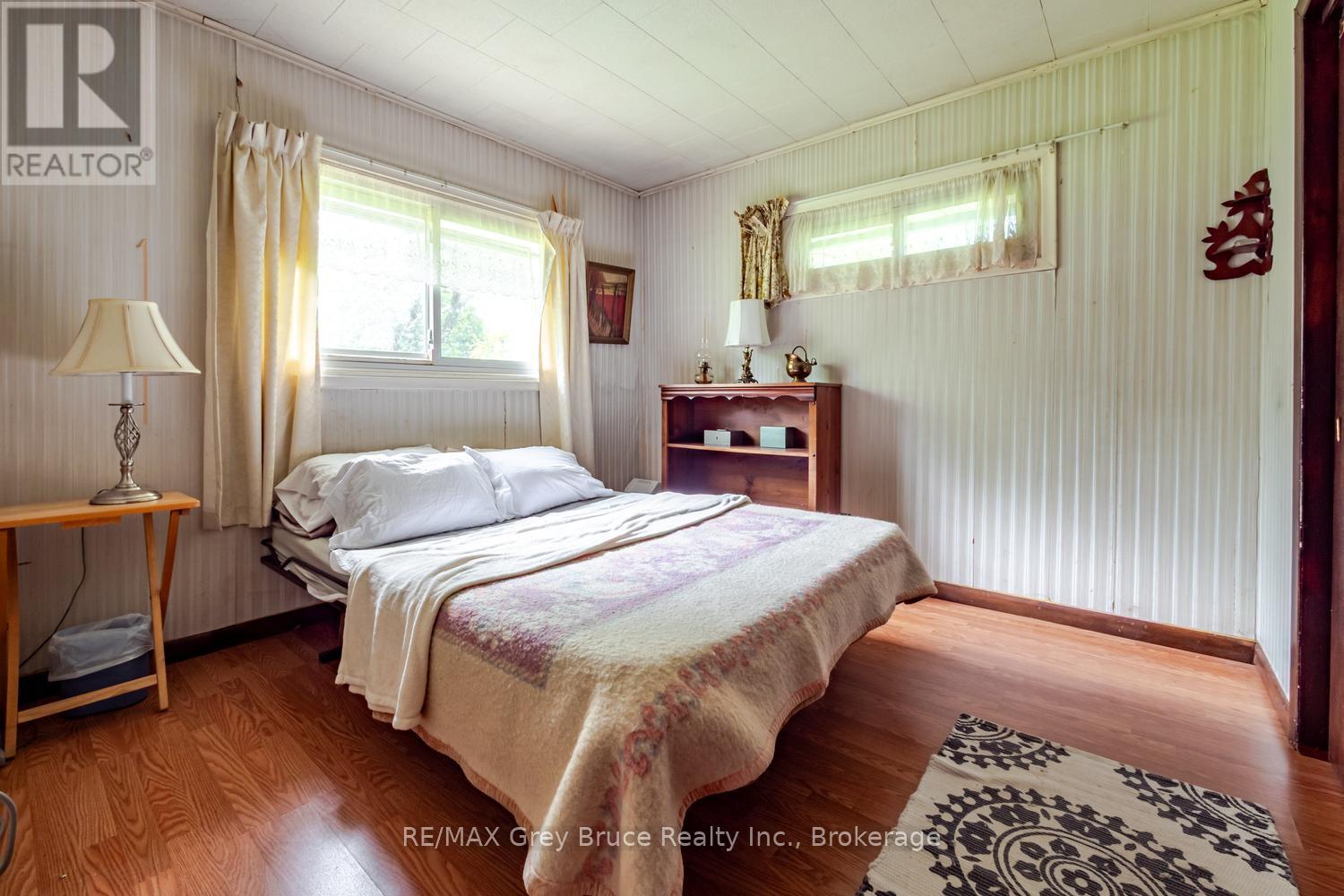 515 Princess Street, Georgian Bluffs, Ontario  N0H 2K0 - Photo 17 - X13170726