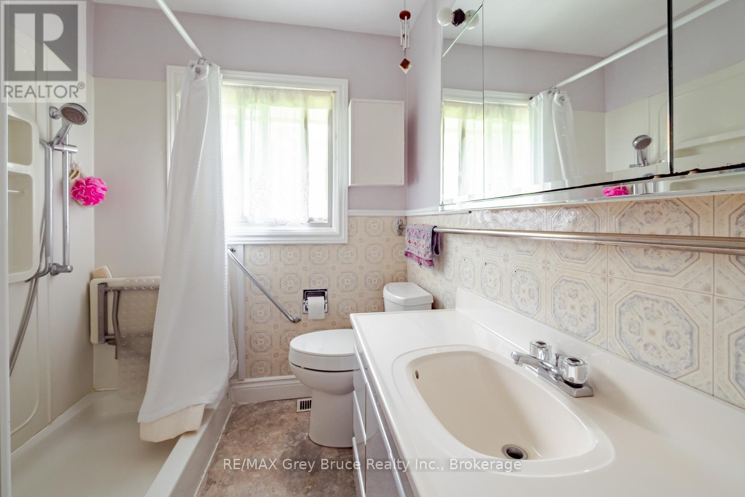 515 Princess Street, Georgian Bluffs, Ontario  N0H 2K0 - Photo 19 - X13170726