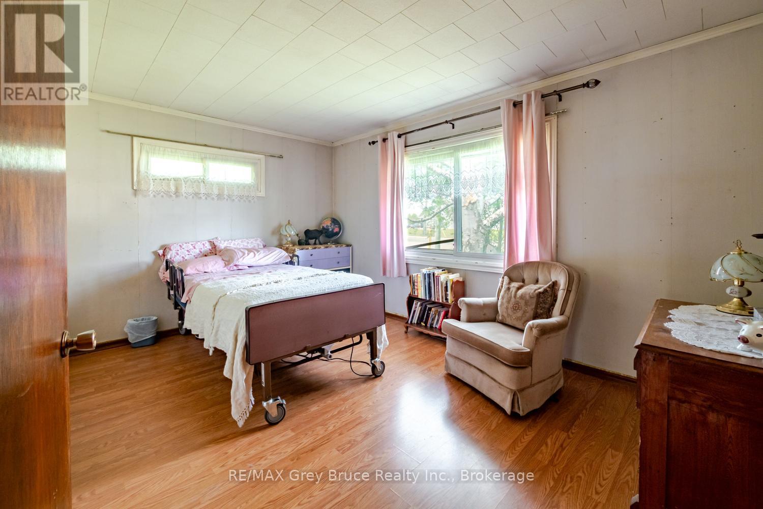 515 Princess Street, Georgian Bluffs, Ontario  N0H 2K0 - Photo 20 - X13170726