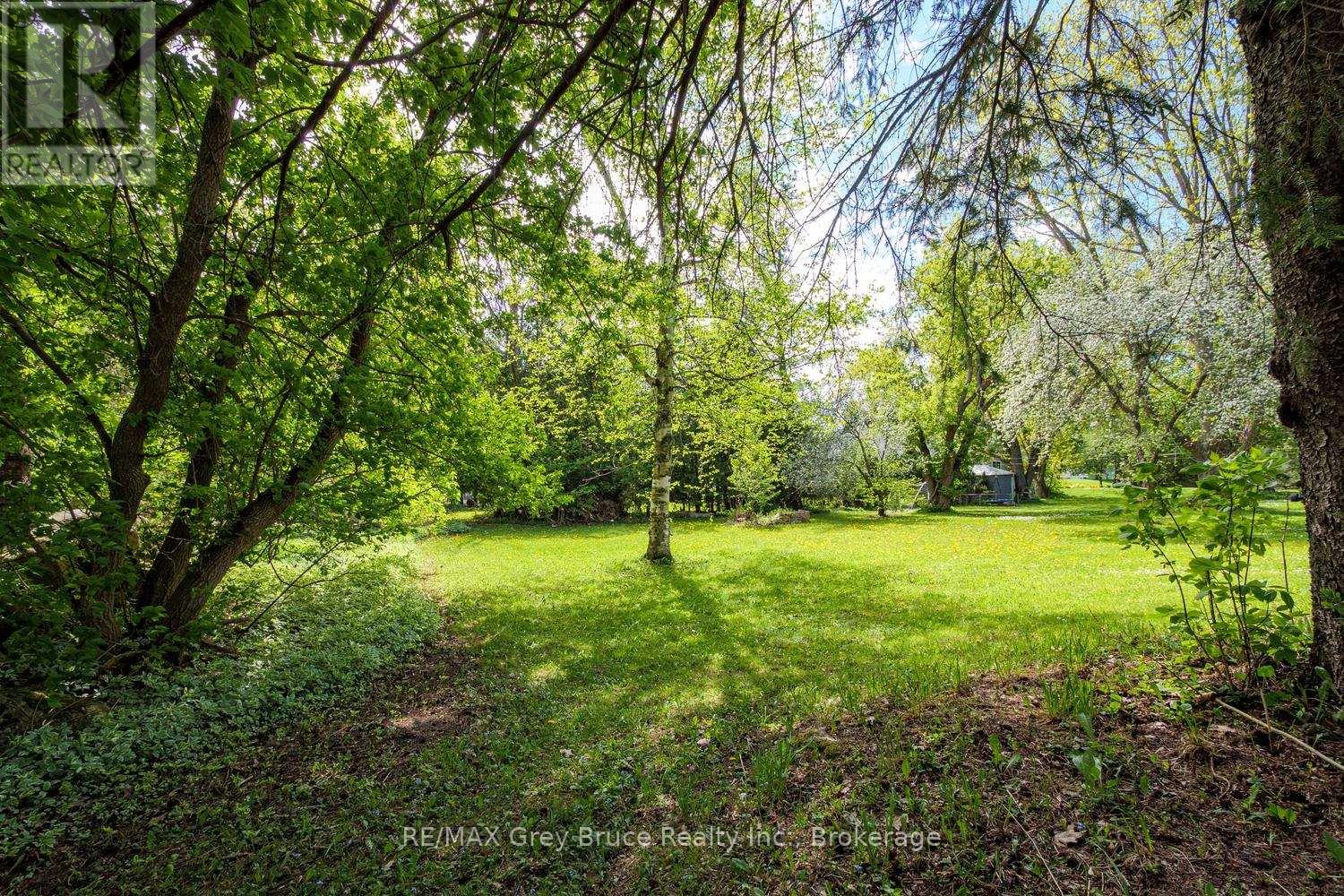 515 Princess Street, Georgian Bluffs, Ontario  N0H 2K0 - Photo 36 - X13170726