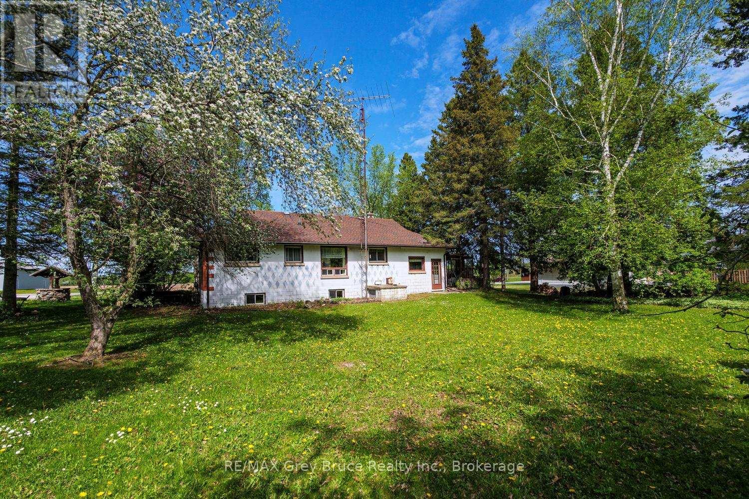 515 Princess Street, Georgian Bluffs, Ontario  N0H 2K0 - Photo 39 - X13170726