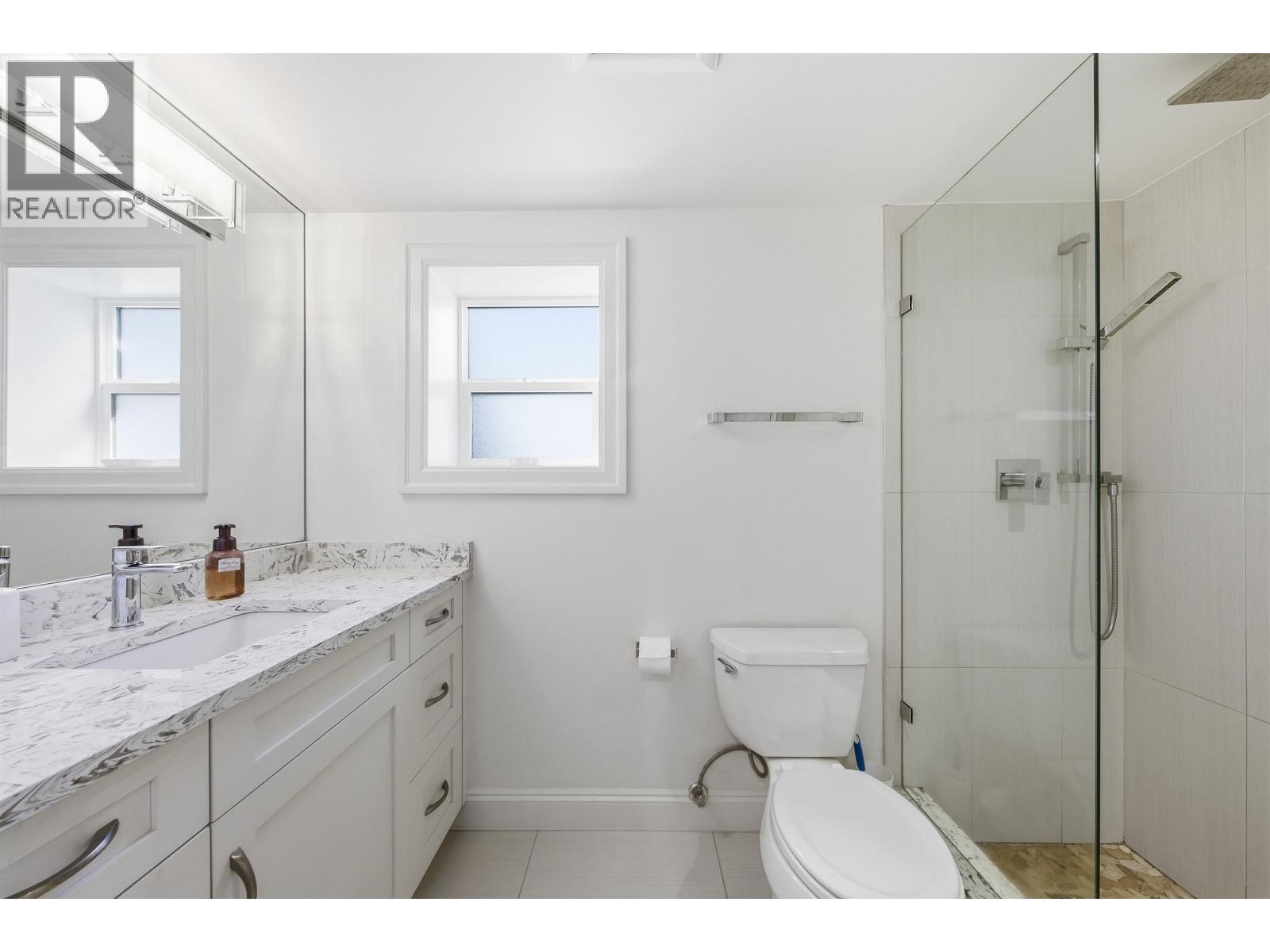 4850 Highlawn Drive, Burnaby, British Columbia  V5C 3T1 - Photo 24 - R3119376