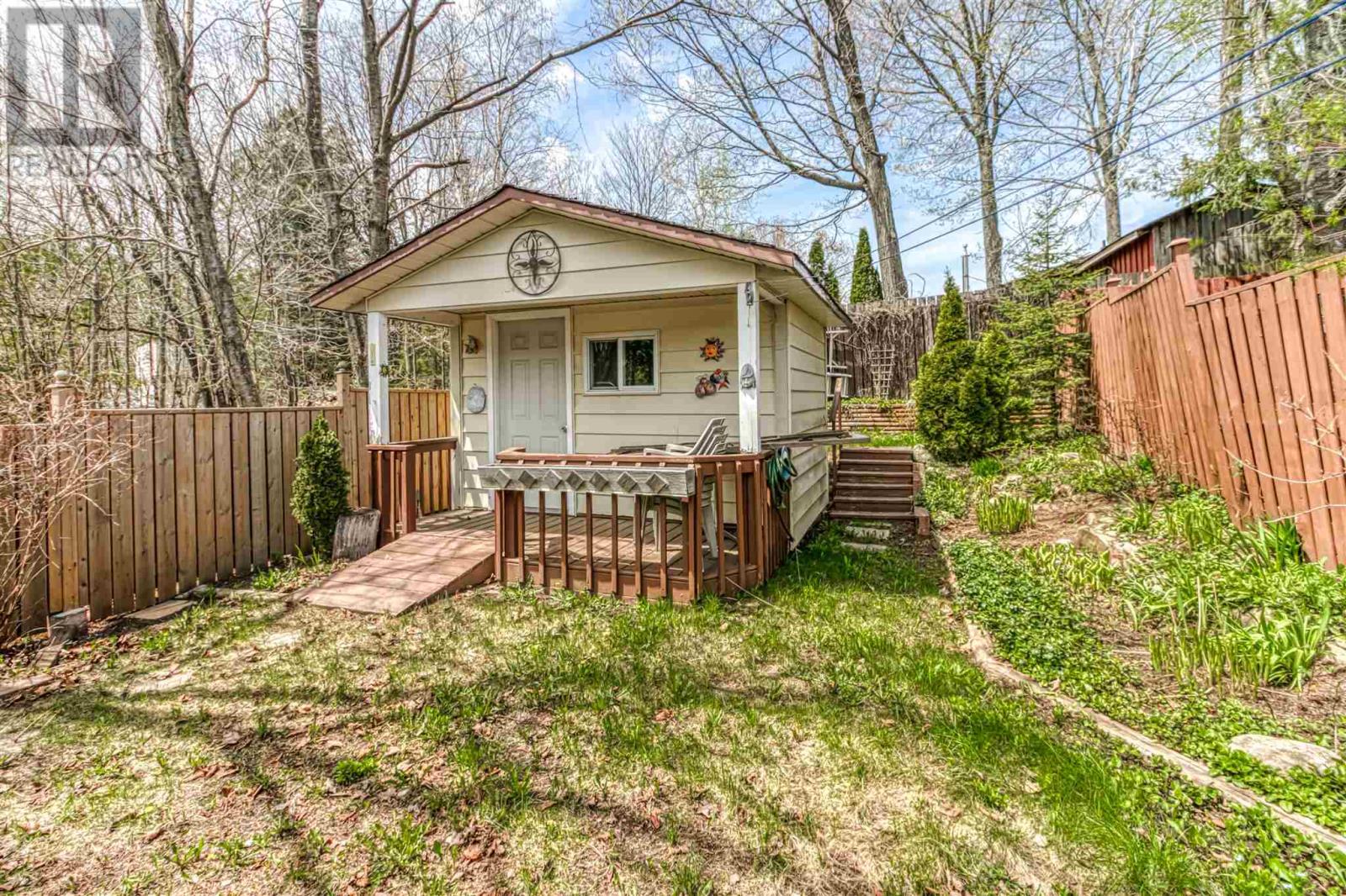 216a Ottawa Ave, Elliot Lake, Ontario  P5A 2N4 - Photo 8 - SM261145
