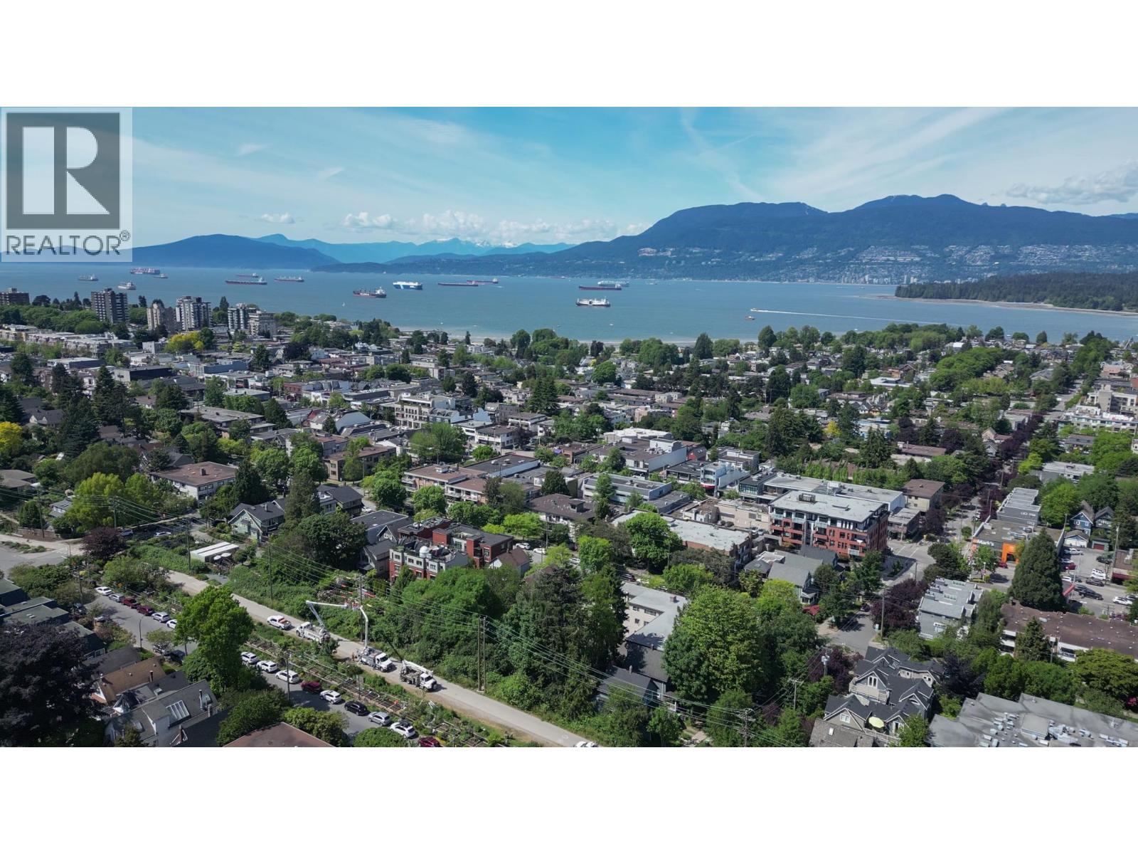 101 1875 W 8th Avenue, Vancouver, British Columbia  V6J 1V9 - Photo 2 - R3125248
