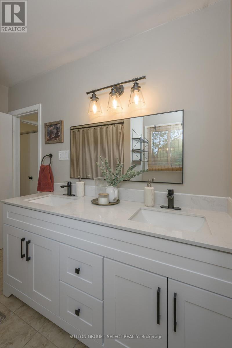 35 Maxwell Crescent, London North, Ontario  N5X 1Y9 - Photo 27 - X13170650