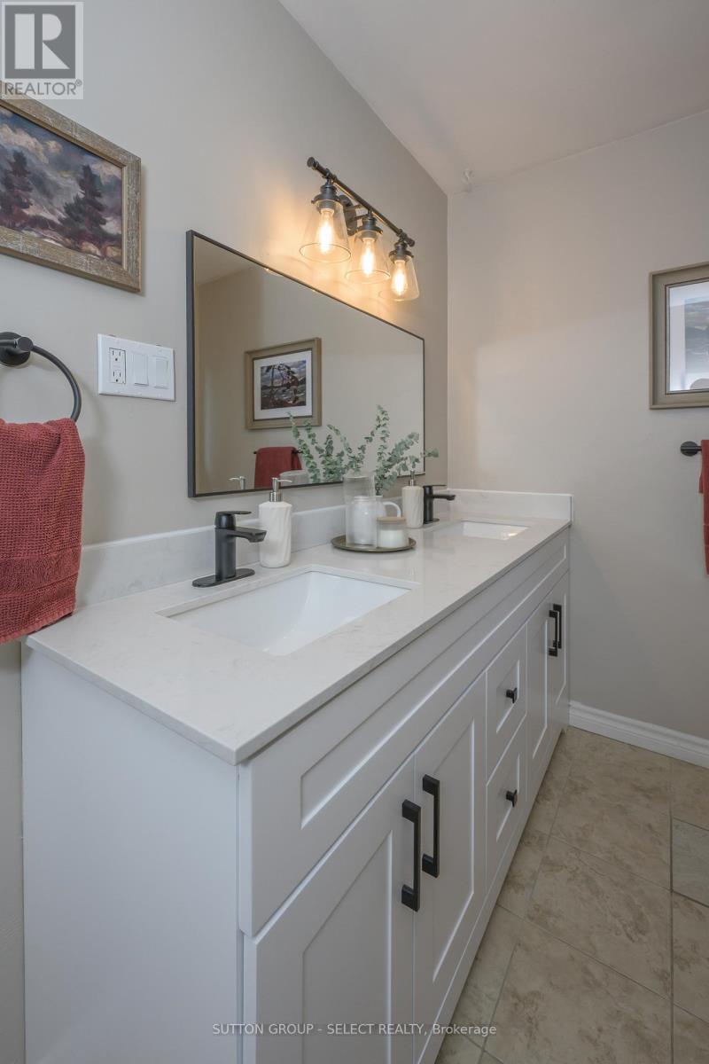35 Maxwell Crescent, London North, Ontario  N5X 1Y9 - Photo 28 - X13170650