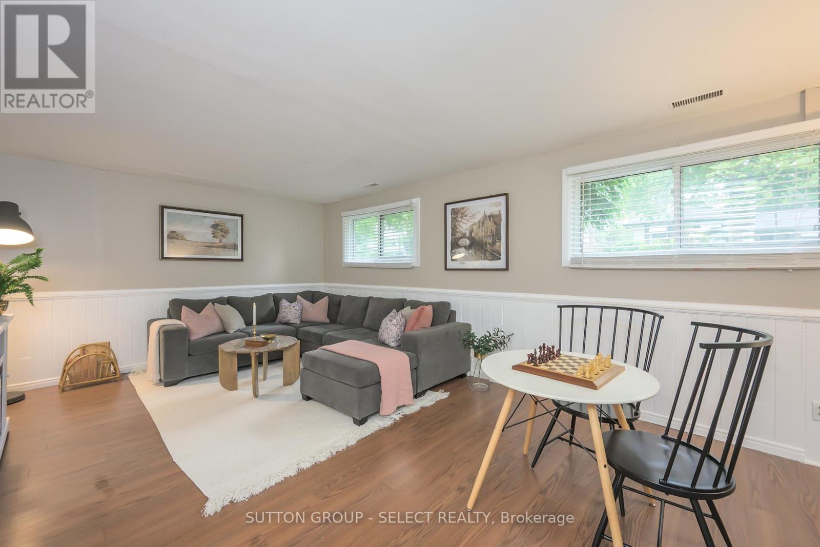 35 Maxwell Crescent, London North, Ontario  N5X 1Y9 - Photo 34 - X13170650