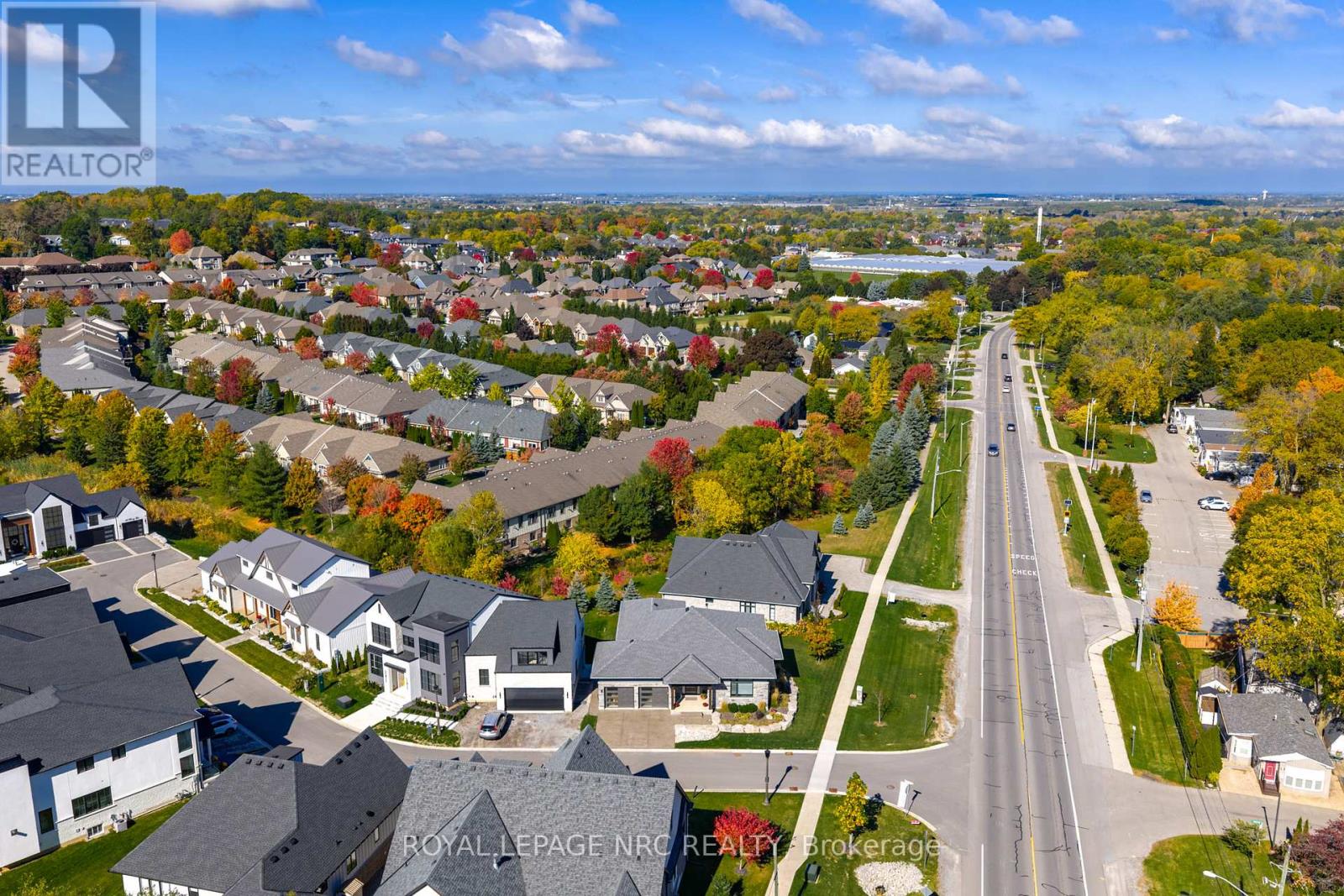 2 Fedorkow Lane, Niagara-On-The-Lake, Ontario  L0S 1P0 - Photo 47 - X12940376