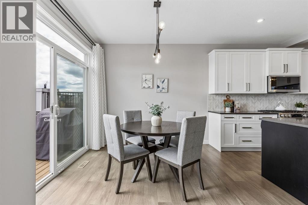 363 Precedence Hill, Cochrane, Alberta  T4C 2T7 - Photo 9 - A2312415