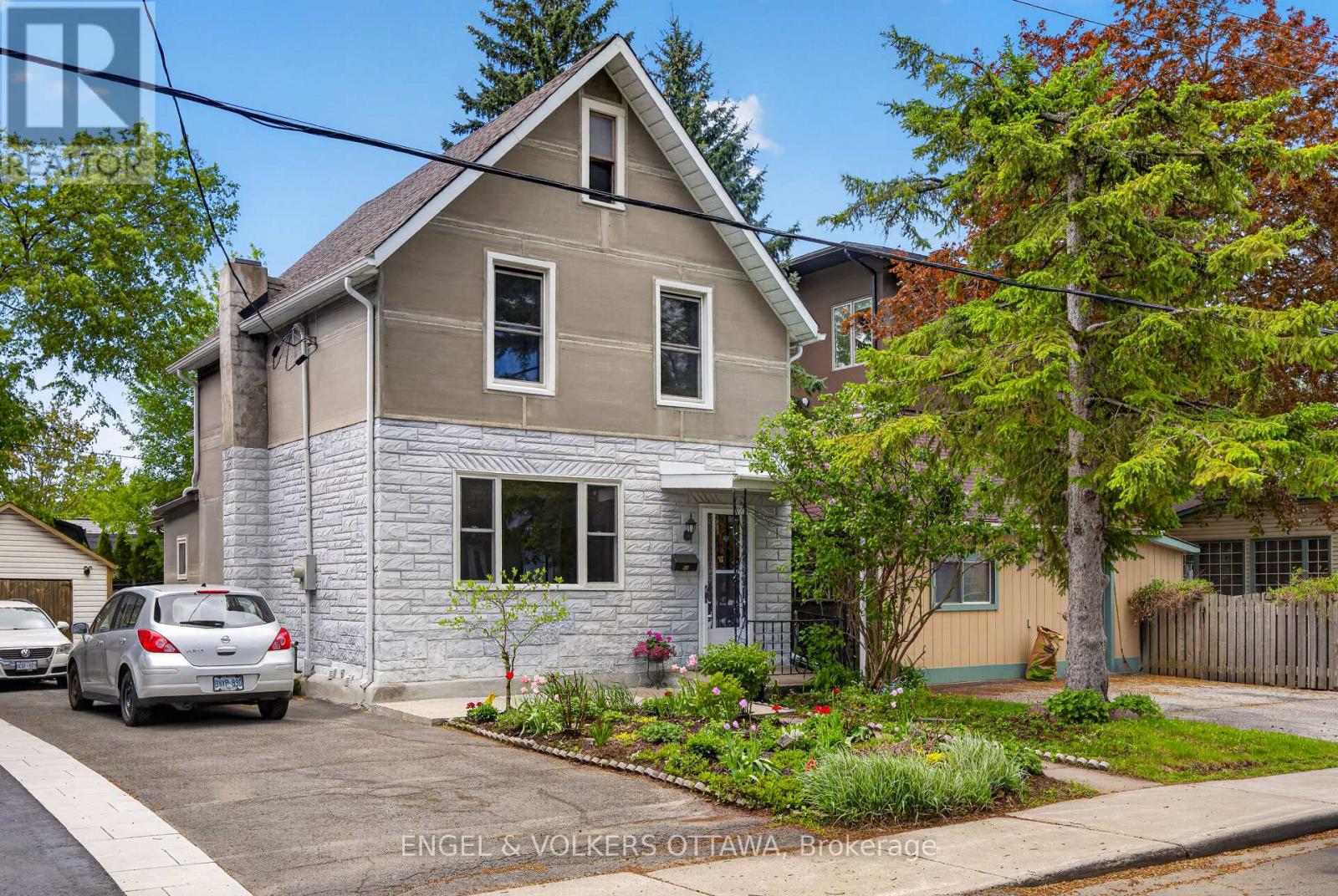 60 GLYNN AVENUE, Ottawa, Ontario