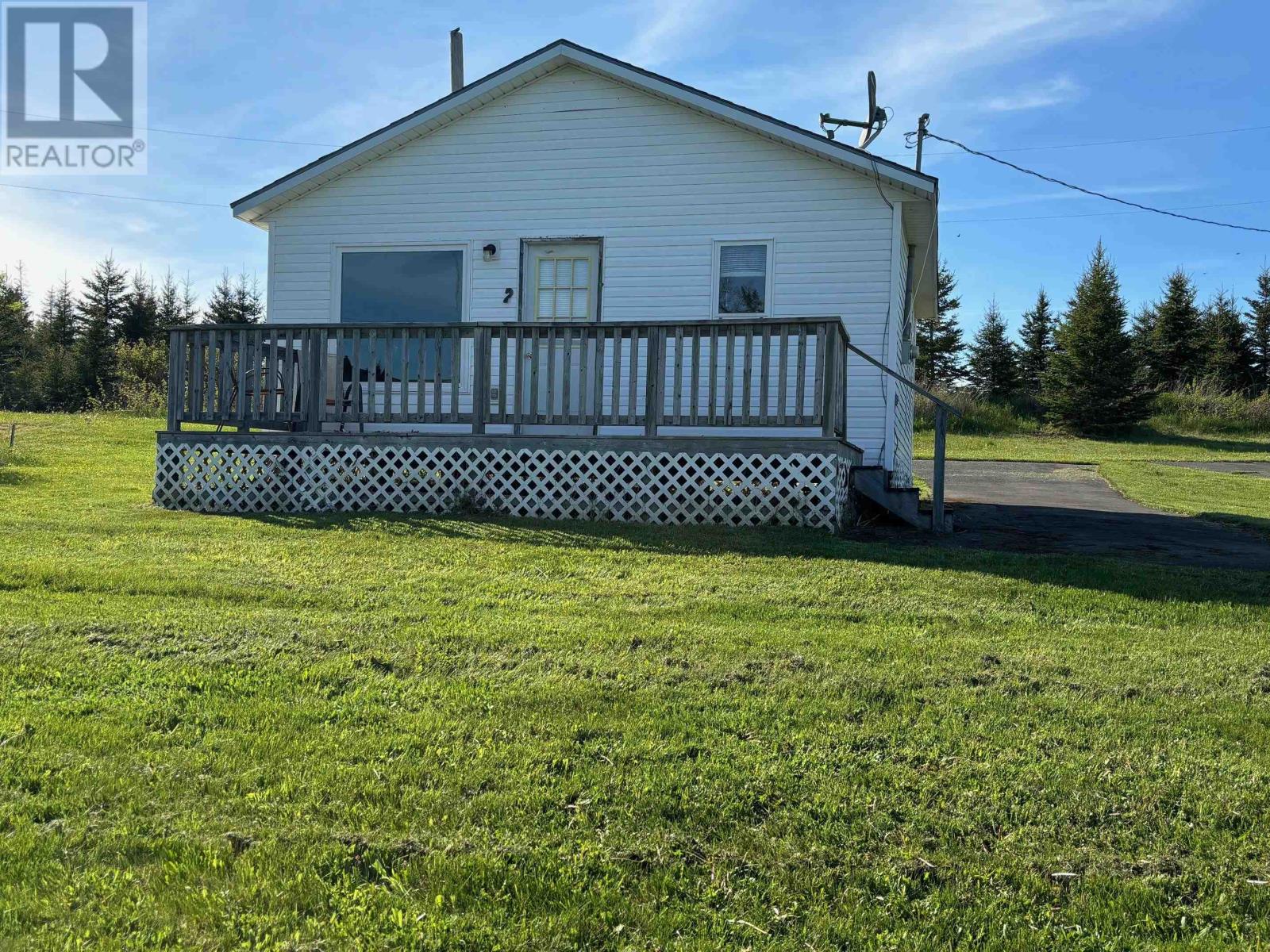 Cottage No.1 Route 13 - To Be Moved, new glasgow, Prince Edward Island