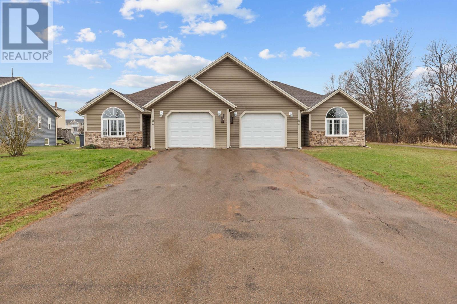 106 Heron, Stratford, Prince Edward Island  C1B 2B9 - Photo 3 - 202612065