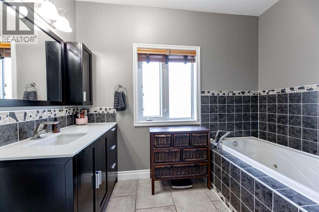 6, 24426 East River Road, Hinton, Alberta  T7V 1X7 - Photo 12 - A2254750