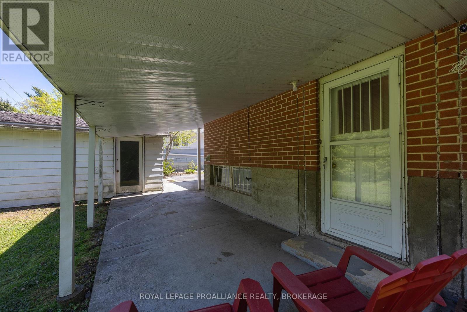 1101 Johnson Street, Kingston, Ontario  K7M 2N6 - Photo 14 - X13170666