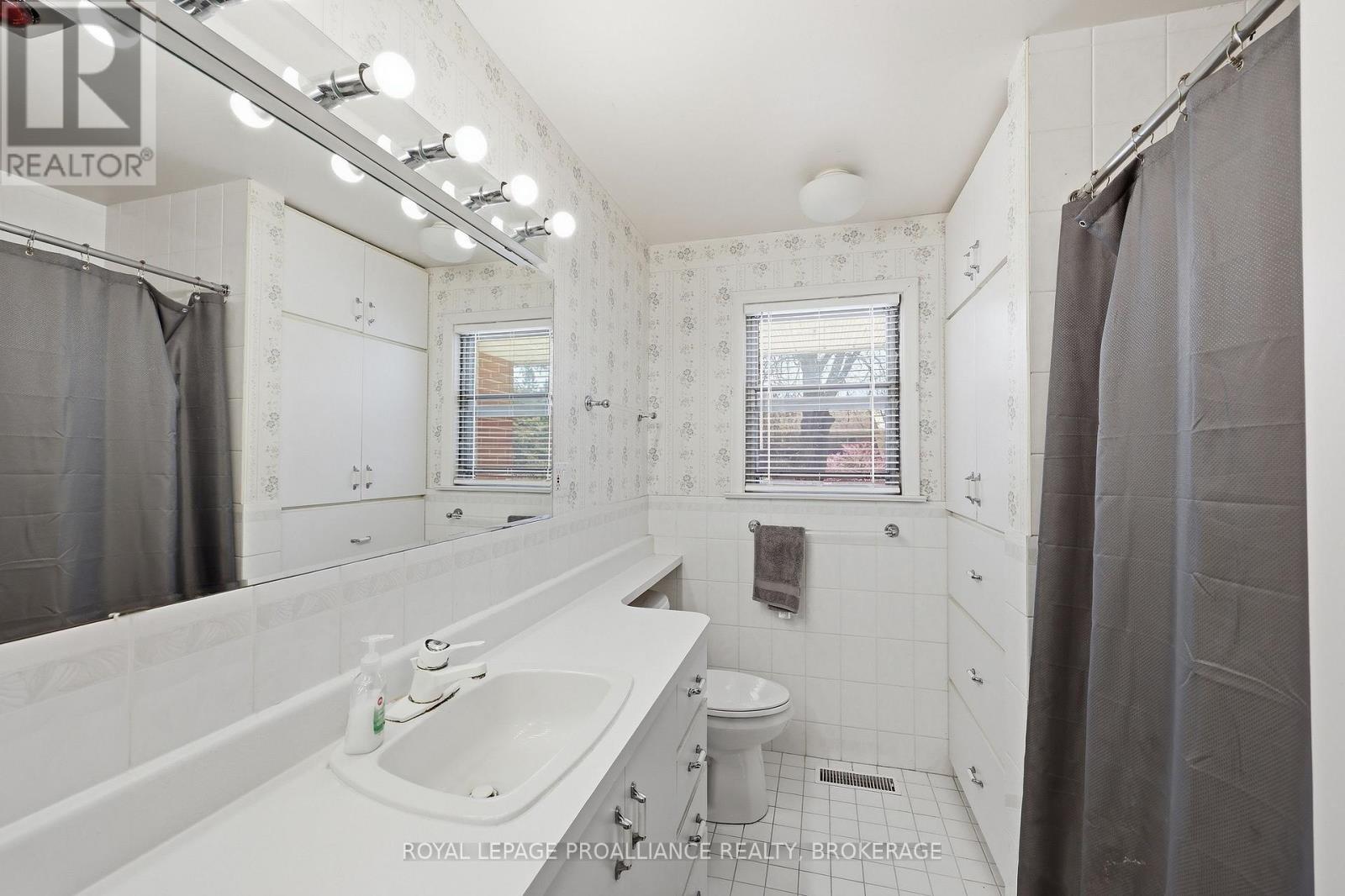 1101 Johnson Street, Kingston, Ontario  K7M 2N6 - Photo 29 - X13170666