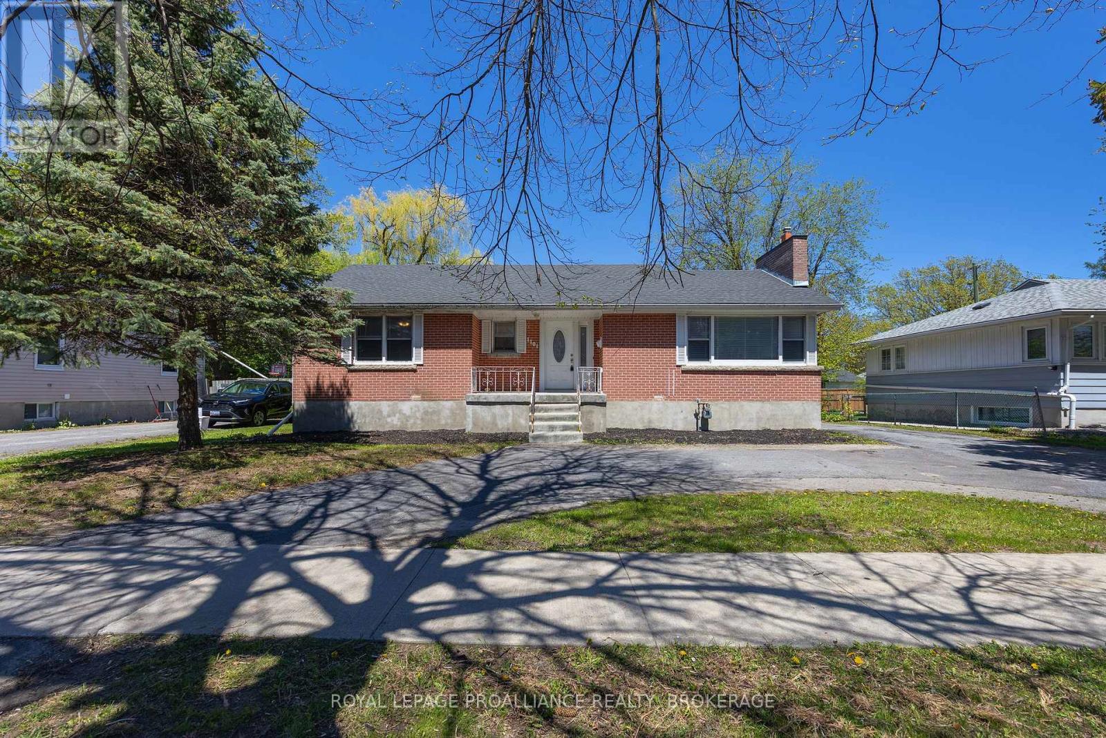 1101 Johnson Street, Kingston, Ontario  K7M 2N6 - Photo 5 - X13170666