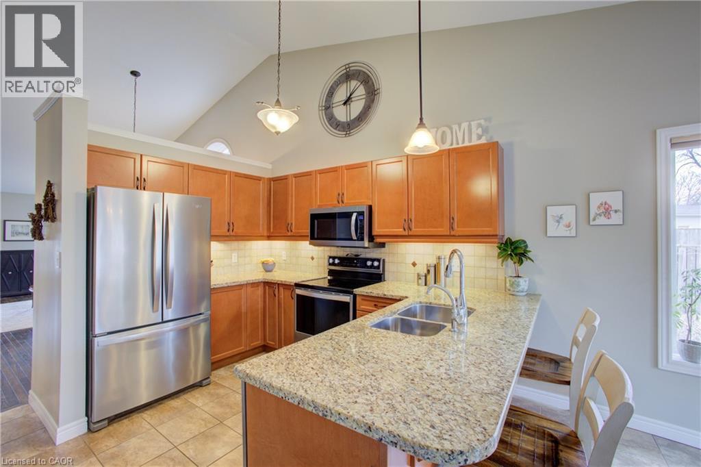 22 Mullin Drive, Guelph, Ontario  N1E 0E1 - Photo 14 - 40831761