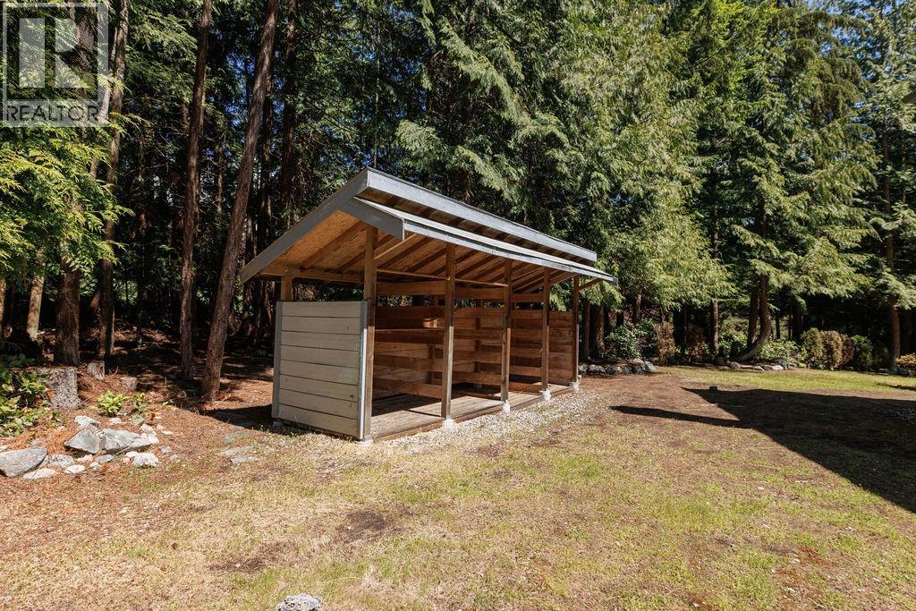 1356 Roberts Creek Road, Roberts Creek, British Columbia  V0N 2W1 - Photo 32 - R2952099