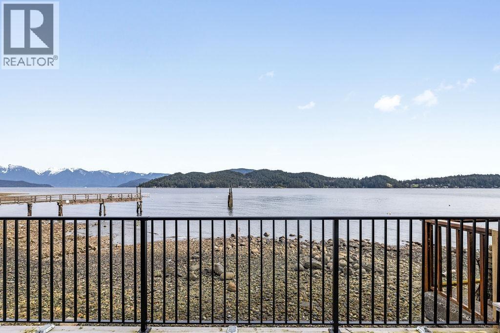 790 Marine Drive, Gibsons, British Columbia  V0N 1V1 - Photo 5 - R3088024