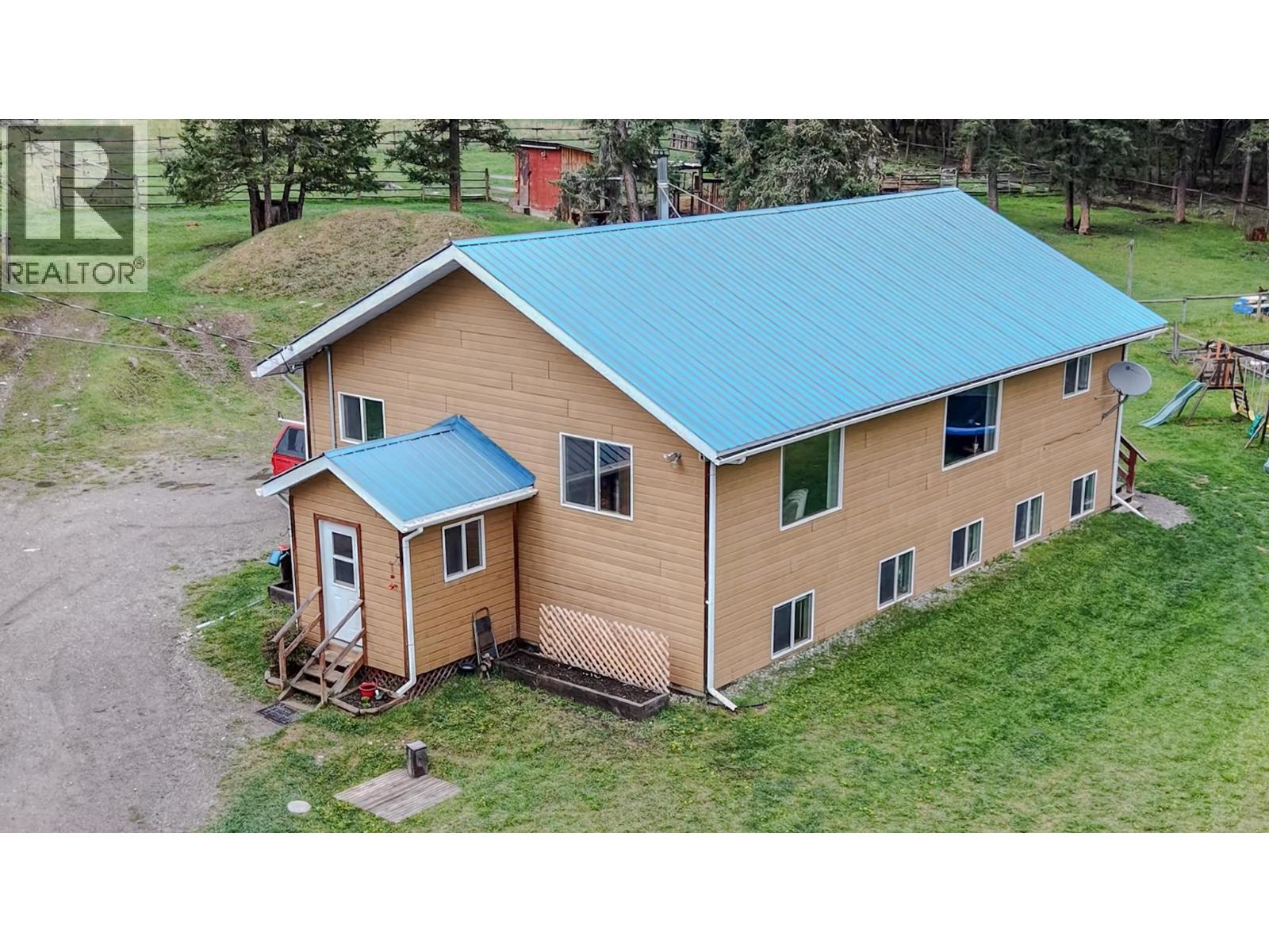 1449 Enright Road, Mcleese Lake, British Columbia  V0L 1P0 - Photo 10 - R3127375