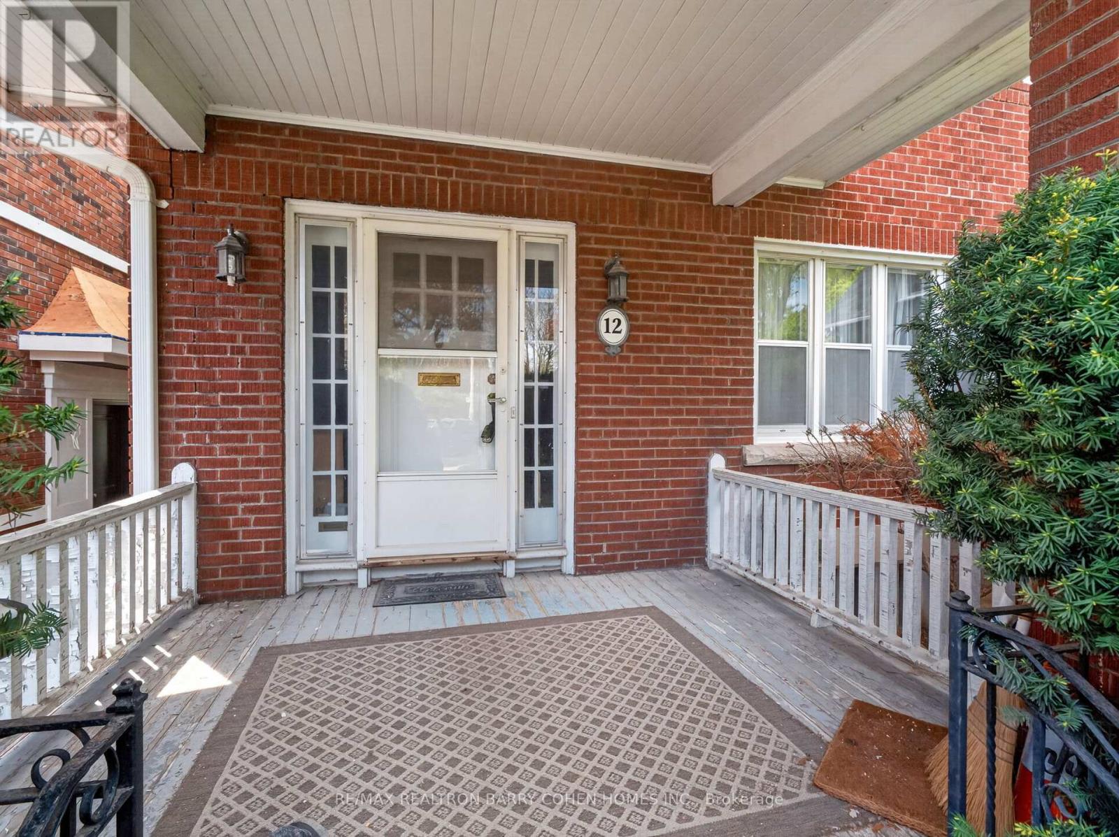 12 Stibbard Avenue, Toronto, Ontario  M4P 2C1 - Photo 3 - C13170606